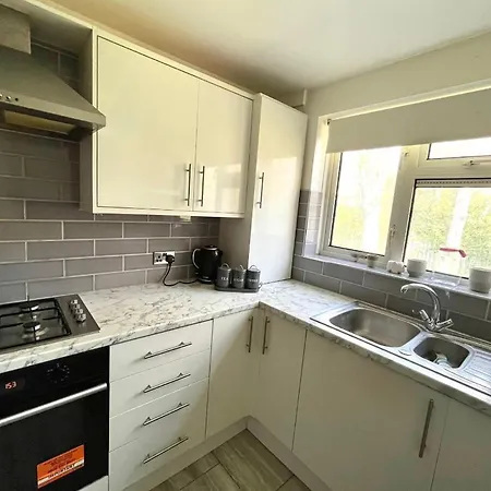 Modern Stylish Two Bedroom Apartment Beckenham Exterior photo