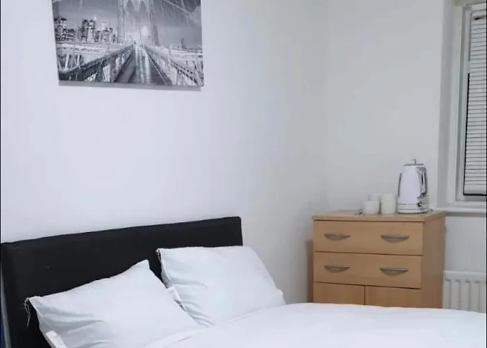 Modern Stylish Two Bedroom Apartment